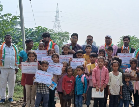 लेखन में अनुराधा, कला प्रतियोगिता में आराध्या ने मारी बाजी