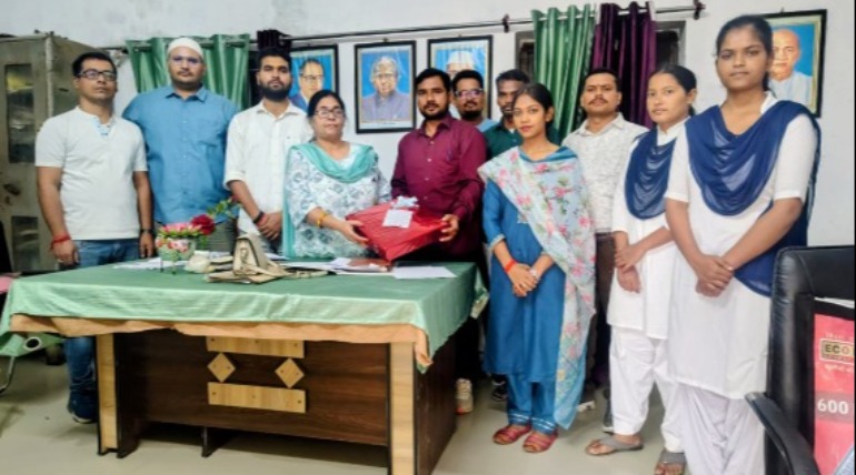 कंपोजिट पूर्व माध्यमिक विद्यालय जंगल शालिग्राम में इंटर्नशिप समारोह