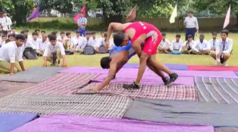 गोरखपुर महोत्सव में 6 से 12 जनवरी तक खेल प्रतियोगिताएं:जिलेभर के खिलाड़ी विभिन्न खेलों में लेंगे हिस्सा, पुरुष- महिला वर्ग की भी रहेगी भागीदारी