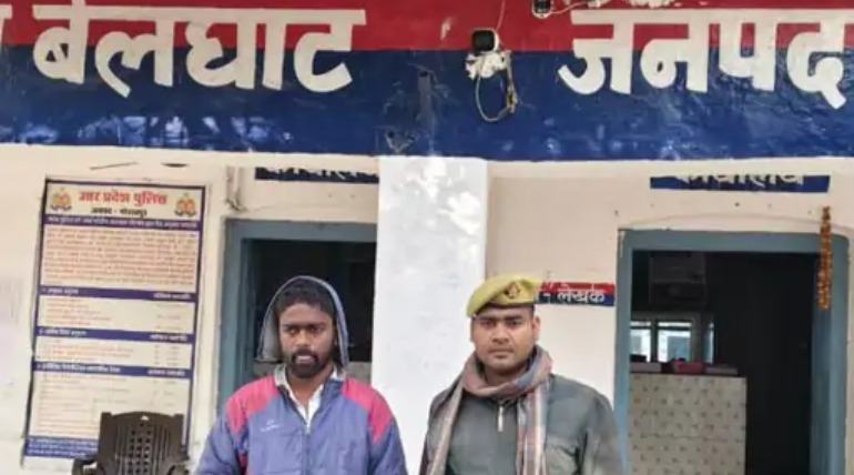 गोरखपुर मुठभेड़ में पकड़ा गया बदमाश:रोकने पर की फायरिंग, पिस्टल के बट से पुलिस पर किया था हमला