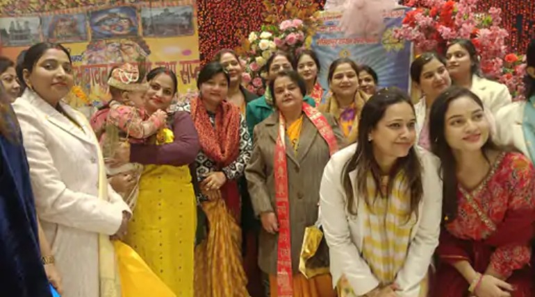 'नंद के आनंद भयो, जय कन्हैया लाल की...' झूमे भक्त:गोरखपुर में धूमधाम से मना कृष्ण जन्मोत्सव