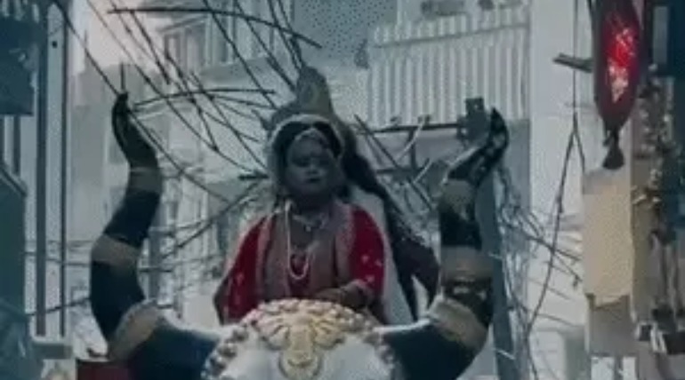 साईं बाबा की भव्य 'पालकी यात्रा', झूमते निकले भक्त, शिव-पार्वती  की झांकी ने मोहा मन