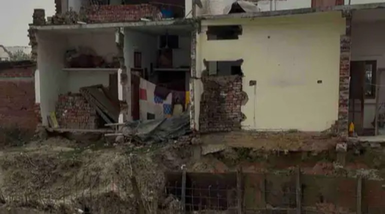 बाधा बन रहा भवन ध्वस्त, गोड़धोइया नाले के निर्माण को मिली रफ्तार, लंबे समय से रुका काम दोबारा शुरू