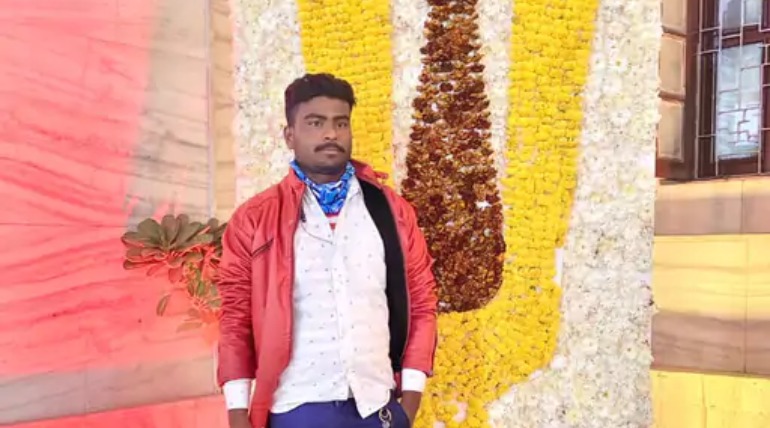 सड़क दुर्घटना में एक की मौत, दूसरा साथी गंभीर घायल, पांच बहनों का इकलौता भाई था अजय