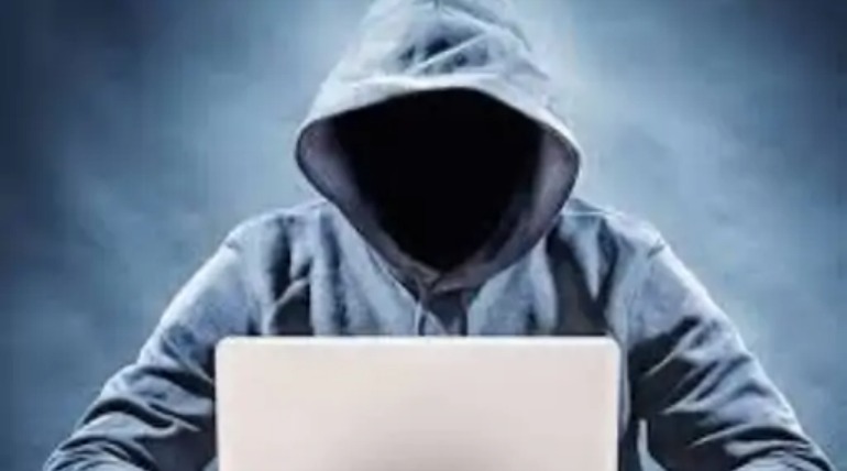 18 लाख की साइबर ठगी:फेसबुक पर लड़की ने दोस्ती कर युवक को फंसाया, ट्रेडिंग के नाम पर रुपए हड़पे