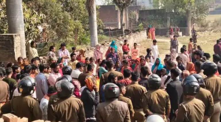 12वीं के छात्र का शव रखकर प्रदर्शन, एग्जाम के बाद 2 छात्रों के विवाद में सिर पर लगी थी ईंट, लखनऊ में मौत