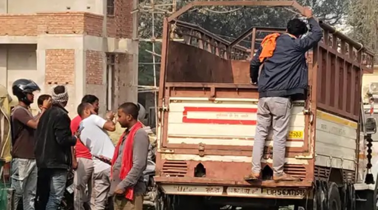 पिकअप की टक्कर से व्यक्ति की मौत, वाहन चालक मौके से फरार