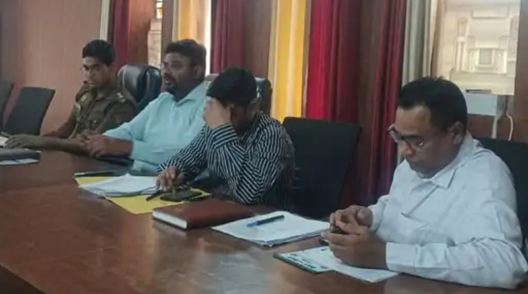 संपूर्ण समाधान दिवस, 69 शिकायतें, 5 का मौके पर निस्तारण