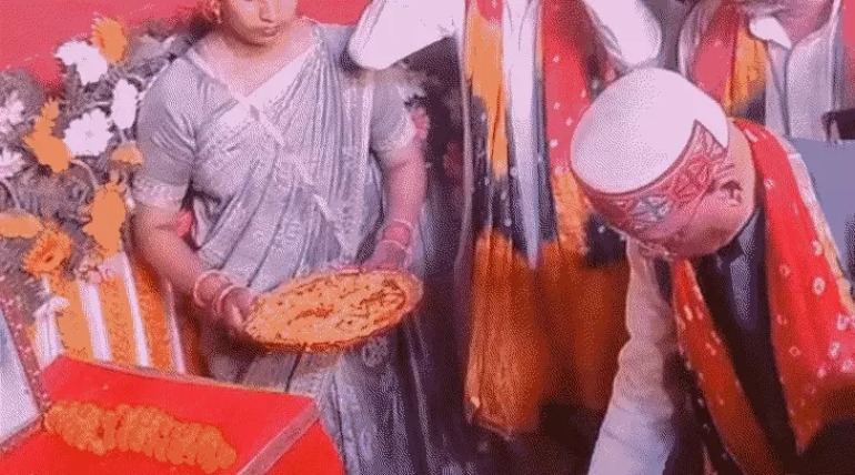 नौका विहार पर नूतन वर्ष अभिनंदन समारोह, तेलंगाना राज्यपाल रहे शामिल, स्कूली बच्चों ने किए सांस्कृतिक कार्यक्रम