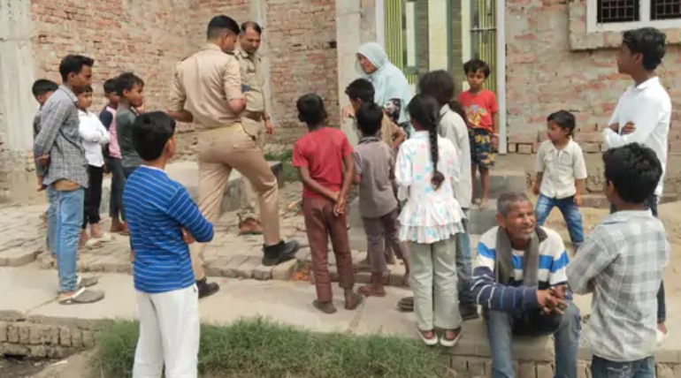 गांजा पीने के लिए पैसे न देने पर मां पर हमला, भाई ने डायल 112 पर मां की हत्या की दी सूचना