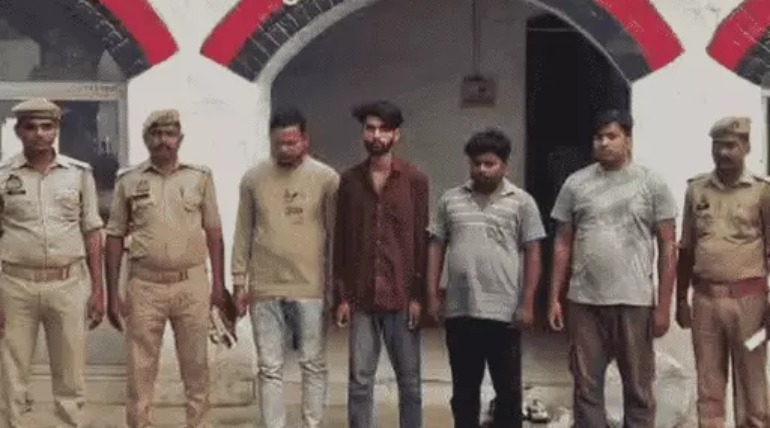 किसी ने पत्नी तो किसी ने बहन बनाकर दरिंदगी की, गोरखपुर में छात्रा से 10 लोगों ने रेप किया, दर्द बयां करते-करते रो पड़ी
