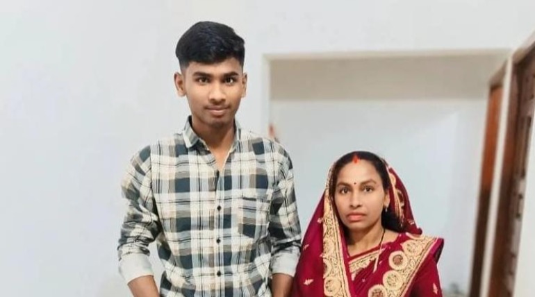 गीडा में मचा कोहराम, नासिक से गांव आए दो भाईयों के शव, पुरानी रंजिश में घर में घुसकर बदमाशों ने दिया वारदात को अंजाम