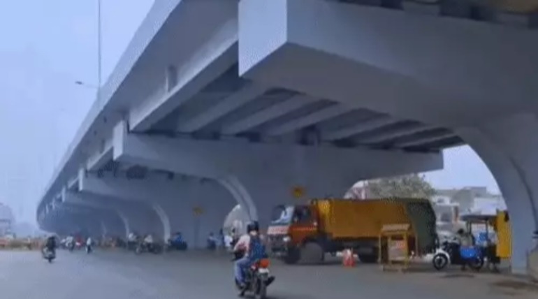 गोरखपुर के पहले सिक्सलेन फ्लाईओवर का 99 फीसद निर्माण पूरा, 429 करोड़ रुपये से बना है 2.6 किमी लंबा है फ्लाईओवर