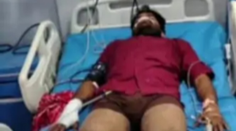 बाइक की टक्कर से युवक का घायल, पैर में आई गंभीर चोट