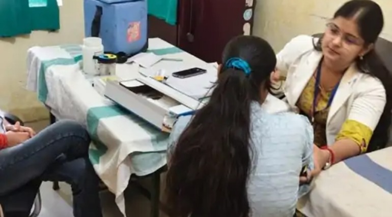 पिपरौली सीएचसी में गर्भाशय कैंसर टीकाकरण, प्रत्येक सोमवार-गुरुवार को निःशुल्क