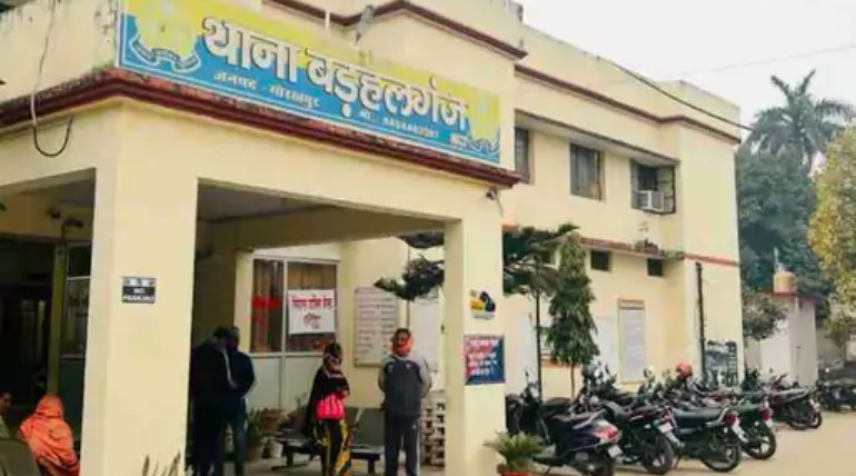 स्कूल गई दो किशोरियां लापता, दो युवकों पर बहला-फुसलाकर भगाने का आरोप, मुकदमा दर्ज