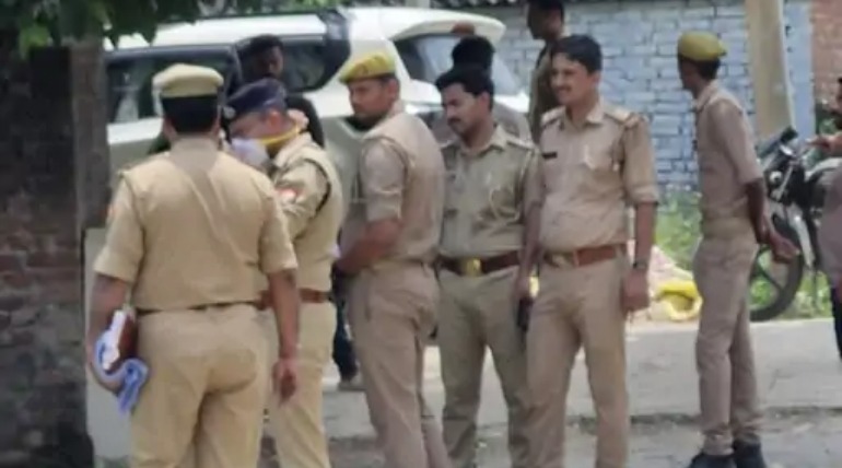 गुलरिहा में अधेड़ का सड़ा-गला शव मिला, पहचान मुश्किल, पुलिस ने पोस्टमार्टम के लिए भेजा