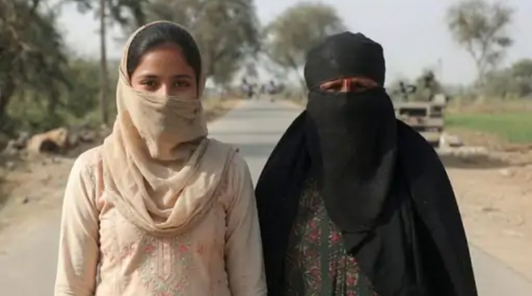 दो फर्जी निकाहनामे का खुलासा, एक ही शादीकर्ता, समान गवाह, गैर समुदाय युवती के पिता ने दर्ज कराया केस
