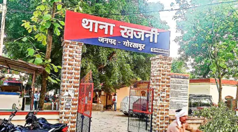 तीन बच्चों की मां प्रेमी संग फरार, पति ने थाने में दर्ज कराई गुमशुदगी, पुलिस तलाश में जुटी