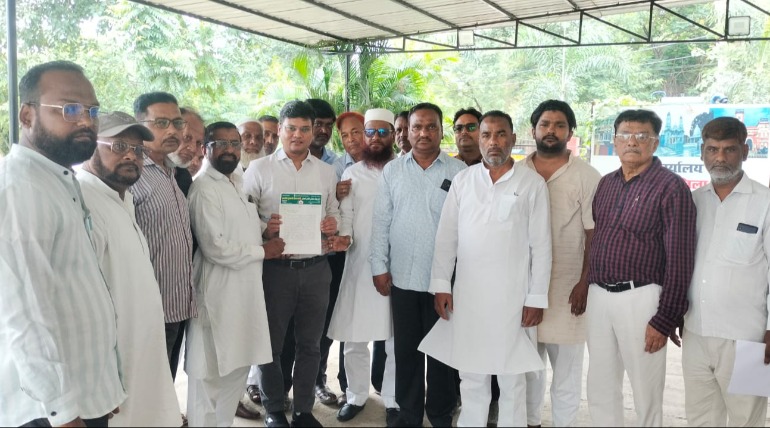मोहर्रम की तैयारी को लेकर इमामचौक मुतवल्ली एक्शन कमेटी ने सौंपे ज्ञापन, प्रशासन ने दिया त्वरित समाधान का भरोसा