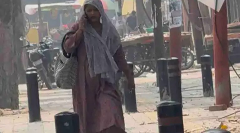 उमस से लोग बेहाल, 40°C पारा, घर से निकलना हुआ मुश्किल, बारिश का अभी करना होगा इंतजार