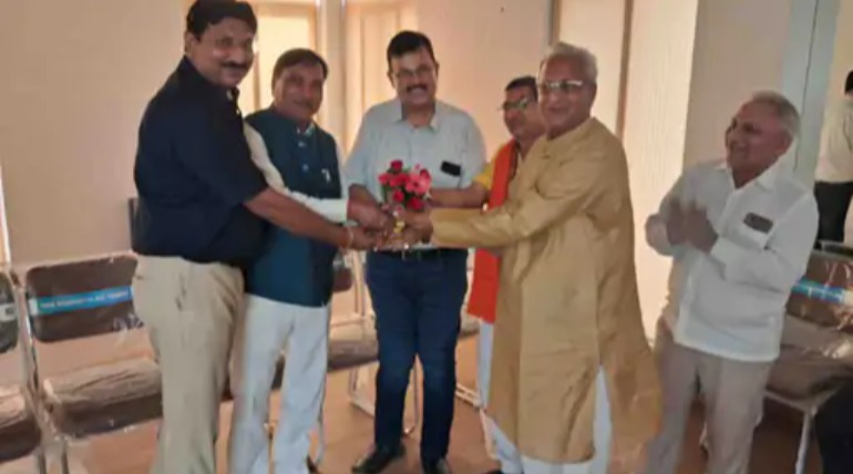 बुजुर्गों के सम्मान को लेकर दिया संदेश, सीनियर सिटीजन सेंटर में संगोष्ठी, अधिकार-सुरक्षा पर चर्चा