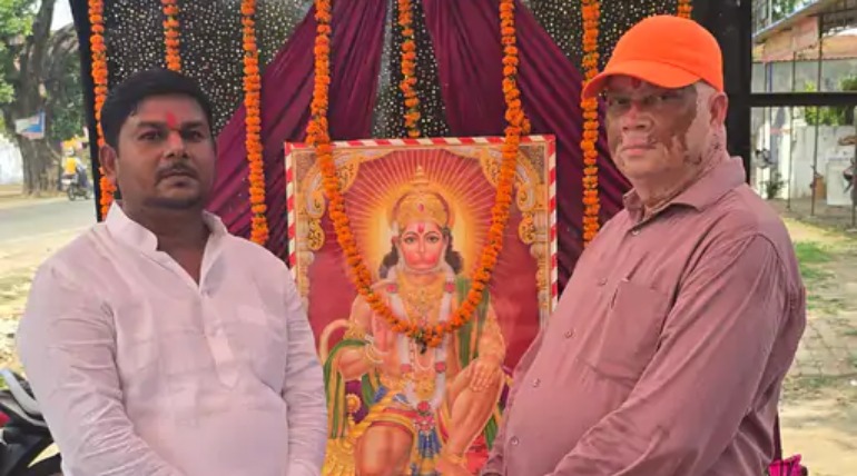 ज्येष्ठ माह के सातवें बड़े मंगलवार पर भंडारा, हनुमान जी की पूजा के बाद भक्तों ने लिया महाप्रसाद