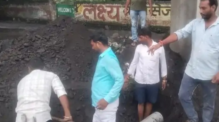 सरदारनगर के मुंडेरा बाजार में जलभराव की समस्या दूर