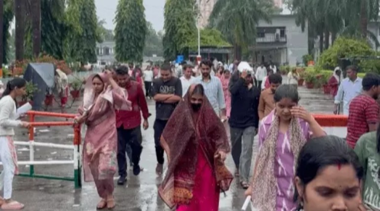 गोरखपुर में PET की परीक्षा शांतिपूर्ण संपन्न, 32,170 अभ्यर्थियों ने दी परीक्षा